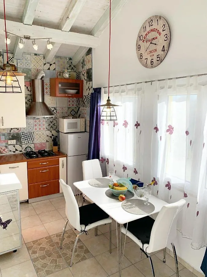 Apartment Helena Kanfanar Croatia