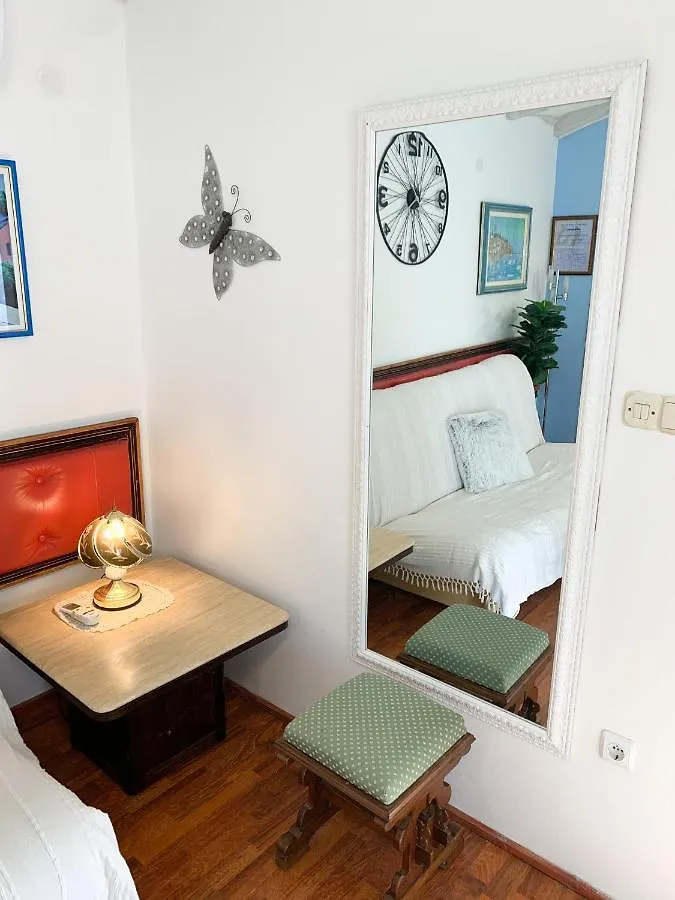 Apartment Helena Kanfanar 3*,  Croatia